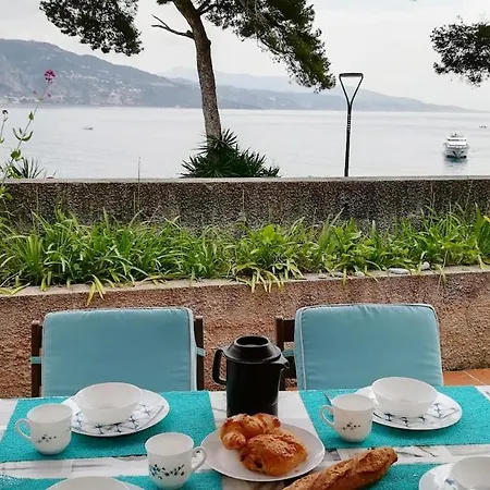 Les Pieds Dans L'eau Lejlighed