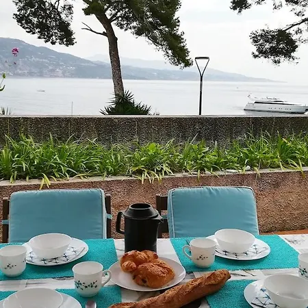 Les Pieds Dans L'eau Lejlighed